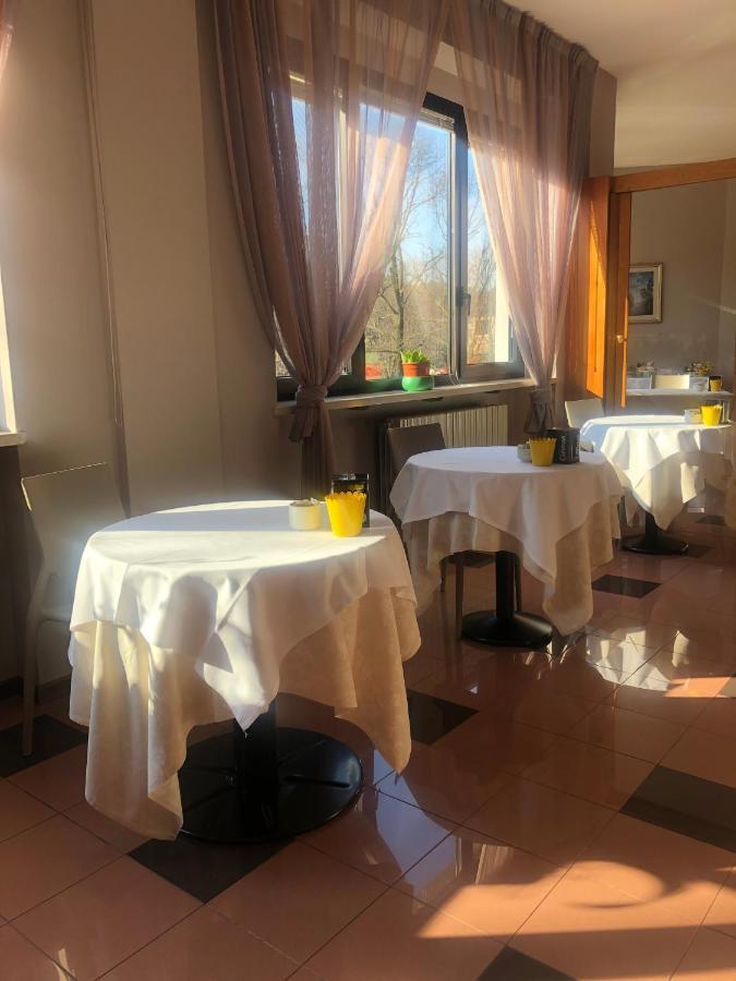 Albergo Casa Dell'Ospite Brescia Extérieur photo