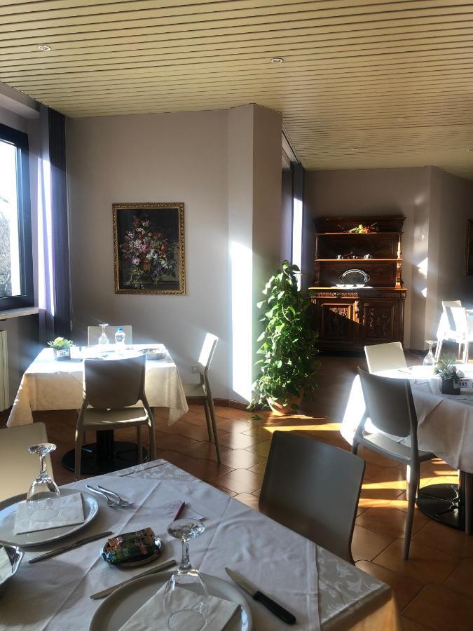Albergo Casa Dell'Ospite Brescia Extérieur photo