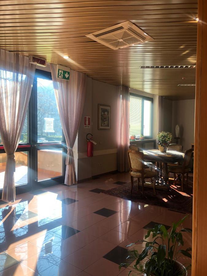 Albergo Casa Dell'Ospite Brescia Extérieur photo