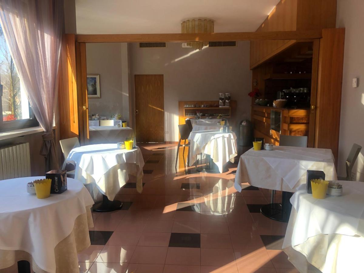 Albergo Casa Dell'Ospite Brescia Extérieur photo